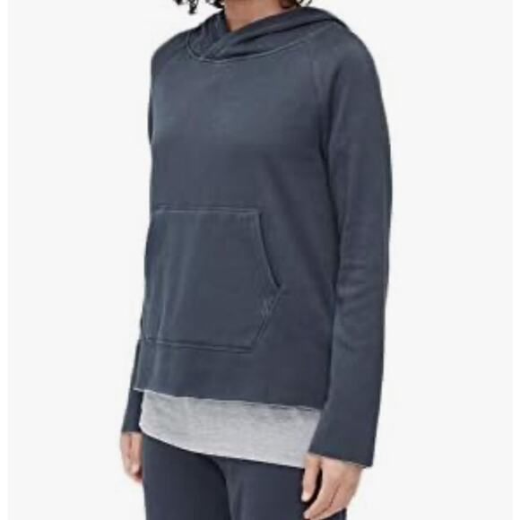 Ugg Cropped Hoodie Sweatshirt Women's Small Gray Active Neutral Raw Hem & Cuffs - Picture 1 of 11